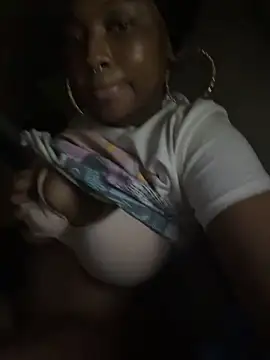 Cocochanel4567 online show from September 26, 2025, 8:54 am