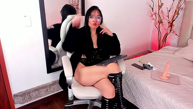 Snapshot of Aria_velle chatting on September 23, 2025, 1:40 pm Aria velle online show from September 23, 2025, 1:40 pm
