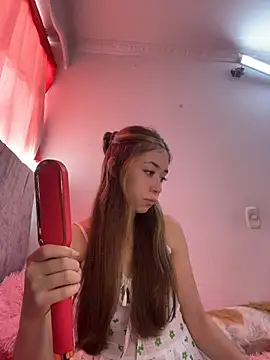 kimmy vegga2 online show from November 4, 2025, 1:48 pm