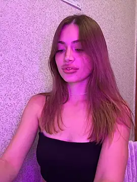 Elizabeth Tay online show from October 12, 2025, 5:25 pm