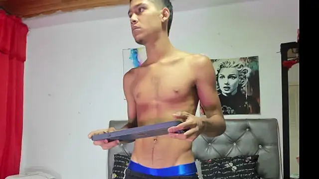 xxKamadevaxx online show from October 9, 2025, 12:38 pm