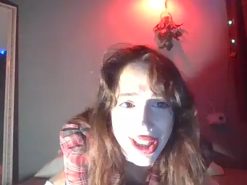 Monica uwu online show from October 10, 2025, 5:47 pm