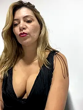 Snapshot of pamelaqenn_2 chatting on September 14, 2025, 3:18 am pamelaqenn 2 online show from September 14, 2025, 3:18 am