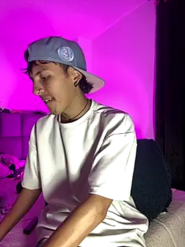 NaytonFreeman online show from October 20, 2025, 11:38 pm