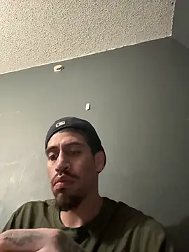 Snapshot of busnfatnutsLildee chatting on November 8, 2025, 10:08 am busnfatnutsLildee online show from November 8, 2025, 10:08 am