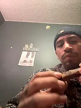 Snapshot of busnfatnutsLildee chatting on November 26, 2025, 5:51 am busnfatnutsLildee online show from November 26, 2025, 5:51 am