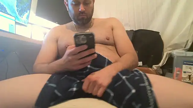 jasoncali305 online show from April 13, 2026, 1:59 pm