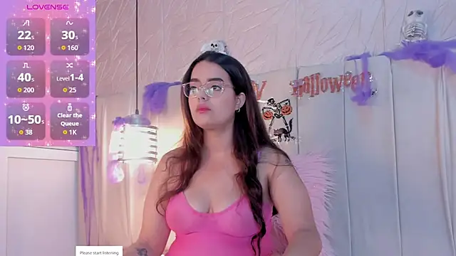 Snapshot of hannahst_ chatting on October 20, 2025, 8:20 pm hannahst online show from October 20, 2025, 8:20 pm