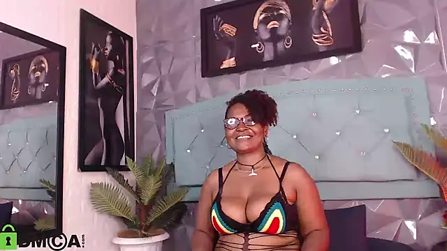 Snapshot of sheyla__ebony chatting on September 16, 2025, 9:27 pm sheyla ebony online show from September 16, 2025, 9:27 pm