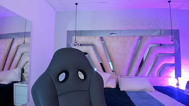 MariaFlowers online show from October 22, 2025, 4:01 am