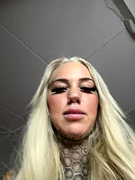 paulinaalatalo online show from September 16, 2025, 8:32 pm