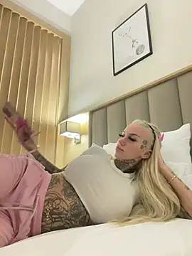 paulinaalatalo online show from February 2, 2026, 5:23 pm