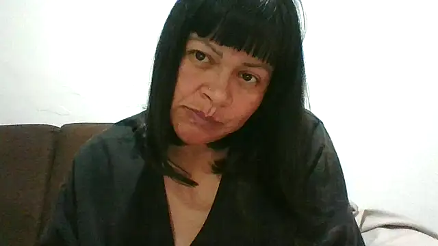 adri89-g online show from February 13, 2026, 1:49 am