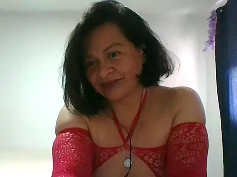 Snapshot of adri89-g chatting on September 16, 2025, 1:12 pm adri89-g online show from September 16, 2025, 1:12 pm