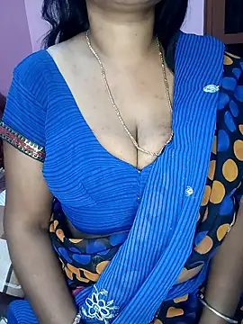 Snapshot of KannadaTamilTeluguBeauty chatting on January 6, 2026, 3:05 pm KannadaTamilTeluguBeauty online show from January 6, 2026, 3:05 pm