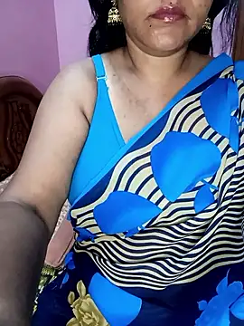 Snapshot of KannadaTamilTeluguBeauty chatting on November 13, 2025, 1:20 am KannadaTamilTeluguBeauty online show from November 13, 2025, 1:20 am