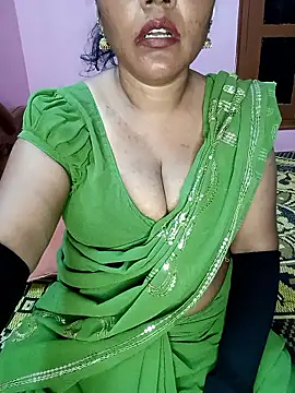 Snapshot of KannadaTamilTeluguBeauty chatting on November 19, 2025, 3:45 pm KannadaTamilTeluguBeauty online show from November 19, 2025, 3:45 pm