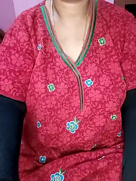 Snapshot of KannadaTamilTeluguBeauty chatting on December 13, 2025, 8:04 pm KannadaTamilTeluguBeauty online show from December 13, 2025, 8:04 pm