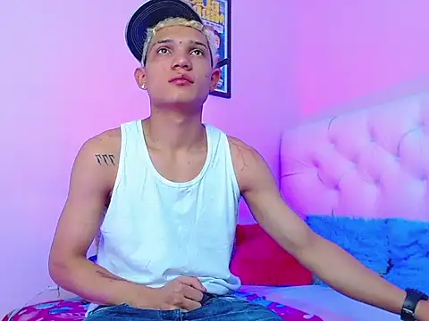 EL VENEZOLANO 22CM online show from November 16, 2025, 8:52 am