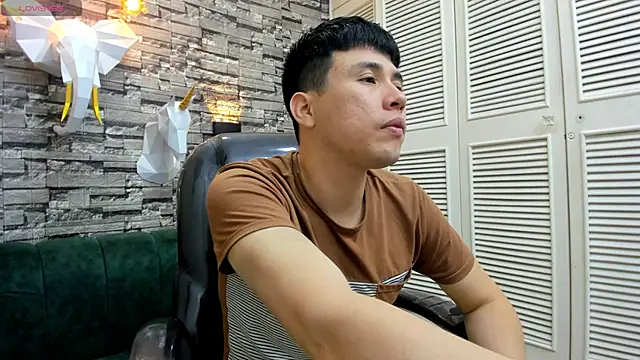 Nick Wolff online show from December 1, 2025, 4:46 am