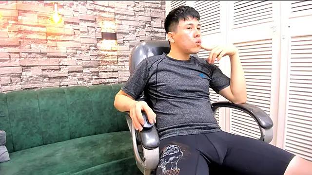 Snapshot of Nick_Wolff chatting on September 19, 2025, 8:24 pm Nick Wolff online show from September 19, 2025, 8:24 pm
