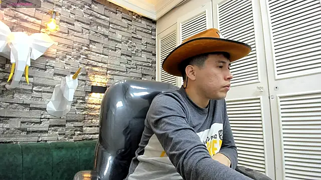 Nick Wolff online show from November 27, 2025, 2:56 am