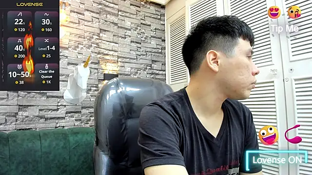 Nick Wolff online show from November 29, 2025, 4:01 am