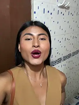 Snapshot of Michelle_Narvaez chatting on October 20, 2025, 2:35 am Michelle Narvaez online show from October 20, 2025, 2:35 am