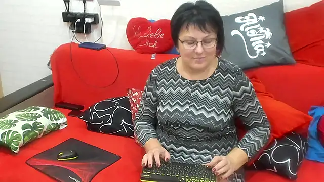 Snapshot of KittyCharm chatting on January 16, 2026, 8:35 pm KittyCharm online show from January 16, 2026, 8:35 pm