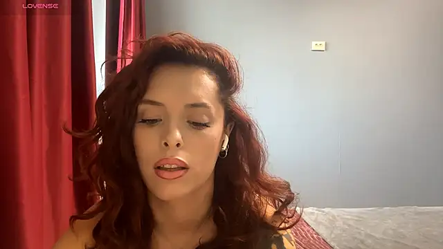 Snapshot of SylviaDelacruz chatting on October 3, 2025, 10:06 am SylviaDelacruz online show from October 3, 2025, 10:06 am