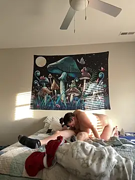 Roxierose762 online show from November 12, 2025, 1:37 pm