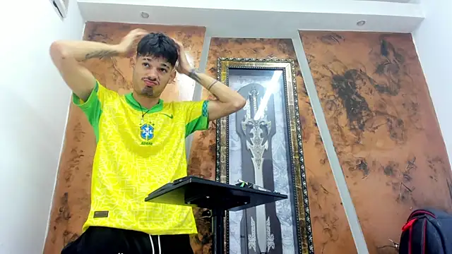 Snapshot of Iam_Steven chatting on December 15, 2025, 5:13 am Iam Steven online show from December 15, 2025, 5:13 am