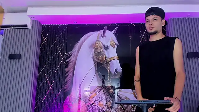 Snapshot of Iam_Steven chatting on December 15, 2025, 5:19 pm Iam Steven online show from December 15, 2025, 5:19 pm