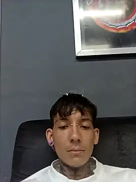 LaParKa31 online show from November 10, 2025, 10:15 pm