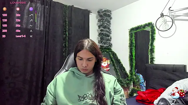 Snapshot of Almaazz chatting on January 10, 2026, 8:37 pm Almaazz online show from January 10, 2026, 8:37 pm