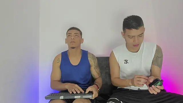 maykel and mike online show from October 2, 2025, 10:18 am