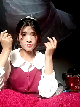 Mina-pusy online show from December 22, 2025, 2:11 am