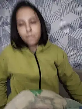 Snapshot of melzinhah03 chatting on July 2, 2026, 3:56 am melzinhah03 online show from July 2, 2026, 3:56 am