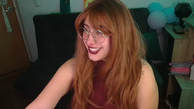 Snapshot of Miacatsito3 chatting on December 3, 2025, 12:12 am Miacatsito3 online show from December 3, 2025, 12:12 am