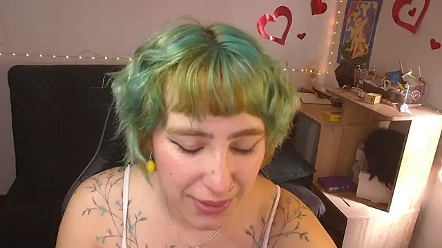 Snapshot of Miacatsito3 chatting on July 12, 2026, 5:58 pm Miacatsito3 online show from July 12, 2026, 5:58 pm