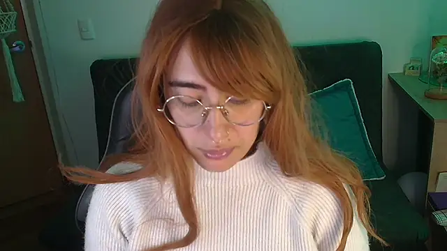 Snapshot of Miacatsito3 chatting on December 18, 2025, 1:44 am Miacatsito3 online show from December 18, 2025, 1:44 am