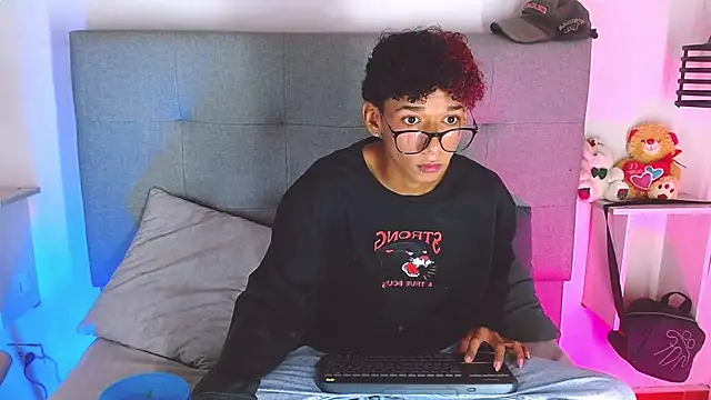 Snapshot of Billie_Turner_ chatting on September 30, 2025, 3:12 am Billie Turner online show from September 30, 2025, 3:12 am