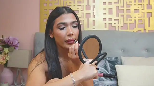 MyaMuse online show from December 4, 2025, 8:13 am