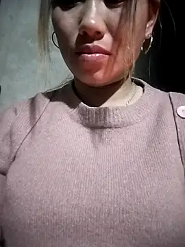 Snapshot of Dung_x chatting on February 10, 2026, 12:48 pm Dung x online show from February 10, 2026, 12:48 pm