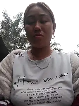 Snapshot of Dung_x chatting on February 15, 2026, 8:02 am Dung x online show from February 15, 2026, 8:02 am