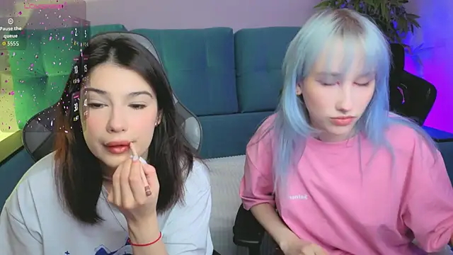 evlica online show from April 17, 2026, 2:20 pm