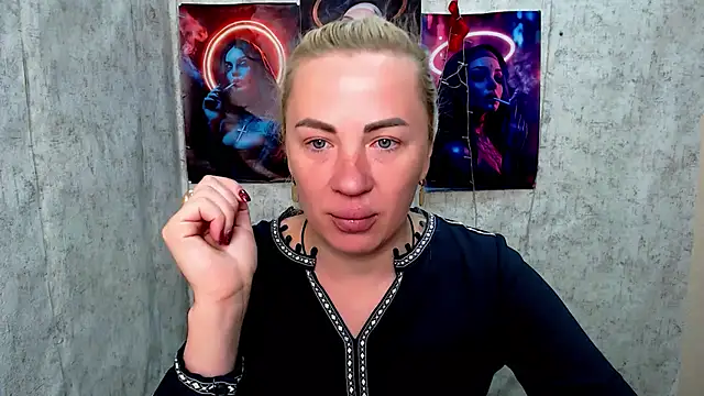 EmmaCat  online show from April 22, 2026, 4:30 am