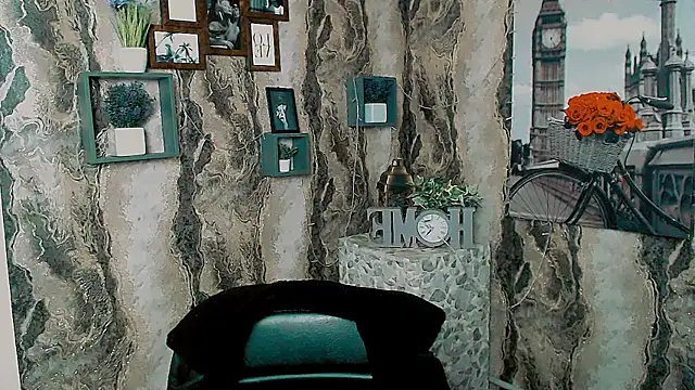 EmmaCat  online show from October 1, 2025, 5:01 am