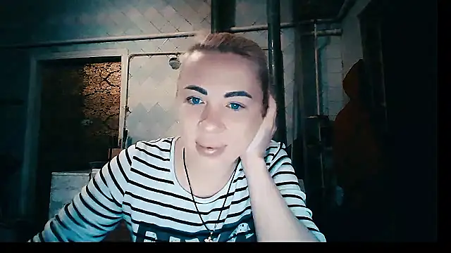 EmmaCat  online show from January 11, 2026, 5:58 am