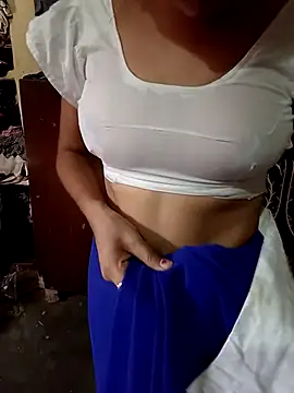 Snapshot of Saloni-Gupta chatting on October 23, 2025, 7:51 am Saloni-Gupta online show from October 23, 2025, 7:51 am